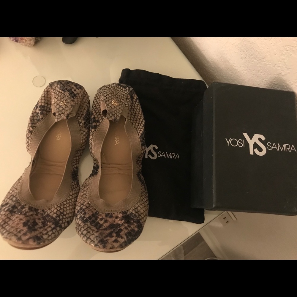 Yosi Samra size 8 snakeskin flats